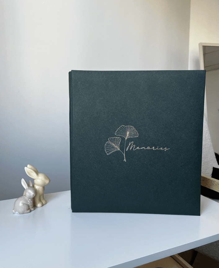 Фотоальбом на 500 фото "Memories" зелений з листочком